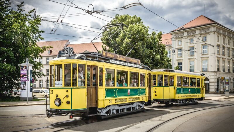 Zabytkowy tramwaj jako atrakcja dla mieszkańców i turystów