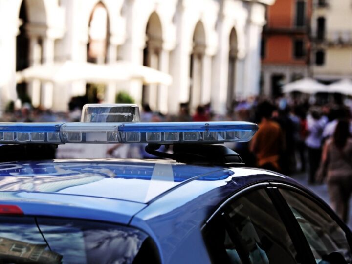 Policja w Szczecinie podsumowuje pierwszy weekend wakacji: liczne przewinienia kierowców