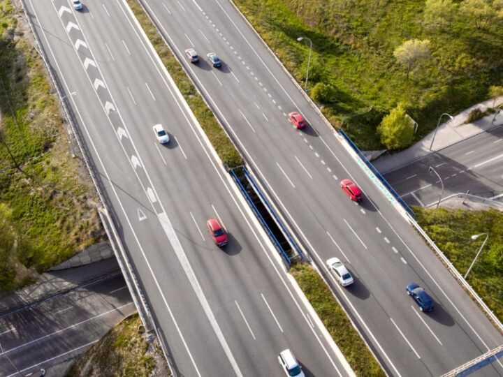 Zwiększony ruch drogowy podczas Święta Zmarłych nie przyniósł większych utrudnień