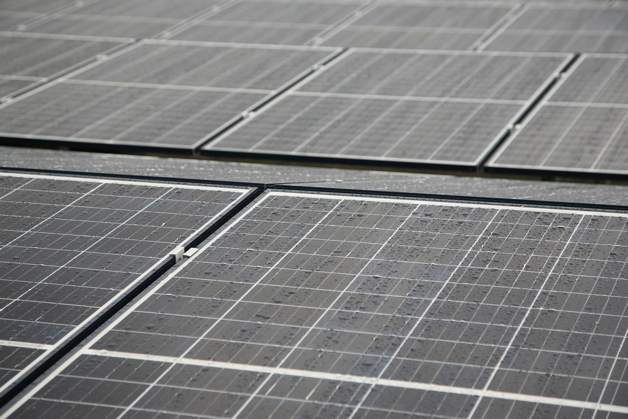 Hurtownia kanalizacyjna BIMs PLUS w Szczecinie – inteligentne liczniki energii dla fotowoltaiki