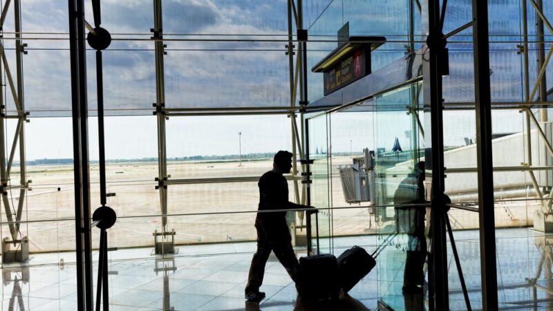 Rewolucja na lotnisku w Goleniowie: Nowe systemy i terminal dla lepszej obsługi pasażerów!