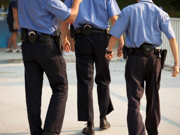 Tragedia w Policach: Młody mężczyzna zmarł po ataku nożownika