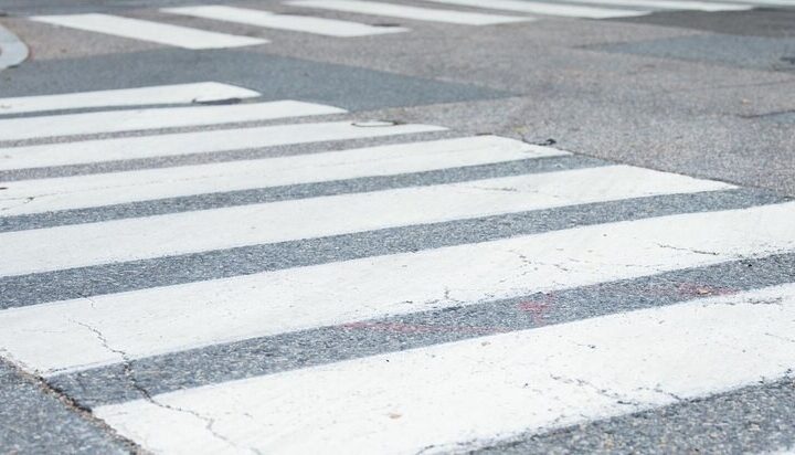 Bezpieczna droga do szkoły: Policja dba o bezpieczeństwo dzieci w Szczecinie-Pogodno