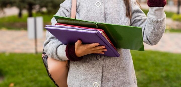 Szczecin wprowadza 25 nowych poidełek: Woda pitna dla uczniów i studentów na wyciągnięcie ręki!