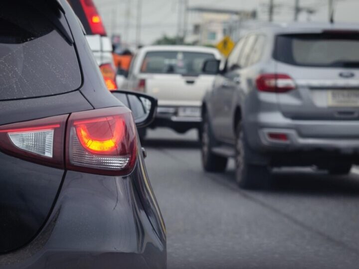 Wypadek na S6: Utrudnienia w ruchu po przewróceniu ciężarówki
