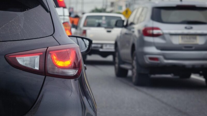 Wypadek na S6: Utrudnienia w ruchu po przewróceniu ciężarówki