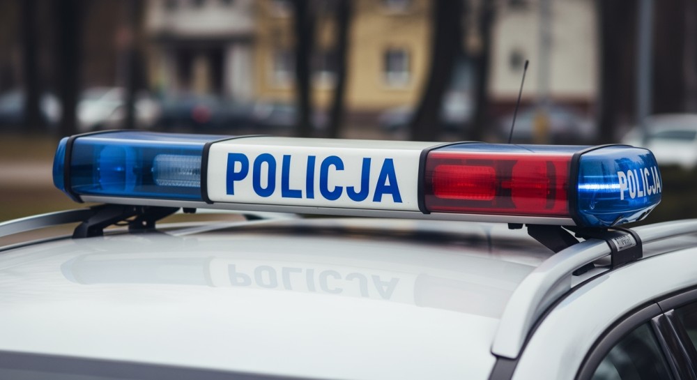 Seniorzy w Słowianinie uczą się, jak unikać oszustw dzięki policjantkom
