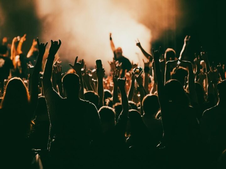 Rewolucje w Literaturze: Festiwal OKOlice Ożywia Szczecin!