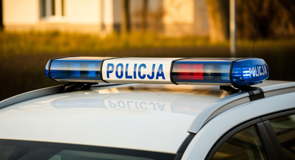 Bezpieczeństwo na drodze: Szczecińscy policjanci uczą dzieci mądrego poruszania się po ulicach