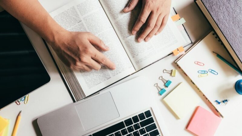 Edukacja o cyberprzemocy i odpowiedzialności karnej w Kołbaczu