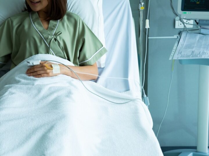 Roztropny Senior: Policja i ZUS wspierają bezpieczeństwo seniorów