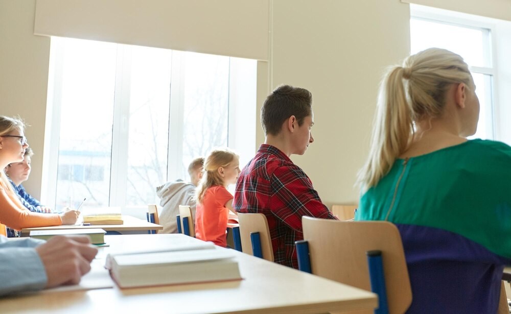 Jesienne szkolenia dla nauczycieli w Gryfino: nowa oferta edukacyjna