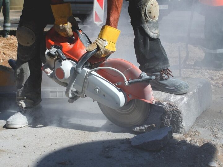 Prace naprawcze na ul. Wojska Polskiego – przygotuj się na utrudnienia!