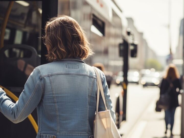 Autobusy linii 85 omijają przystanek na ul. Przewiewnej z powodu awarii gazociągu