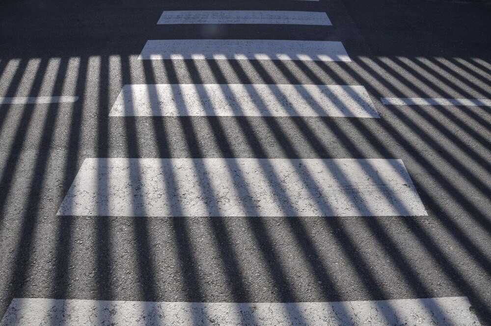 Zadbaj o bezpieczeństwo na drodze: noś odblaski!