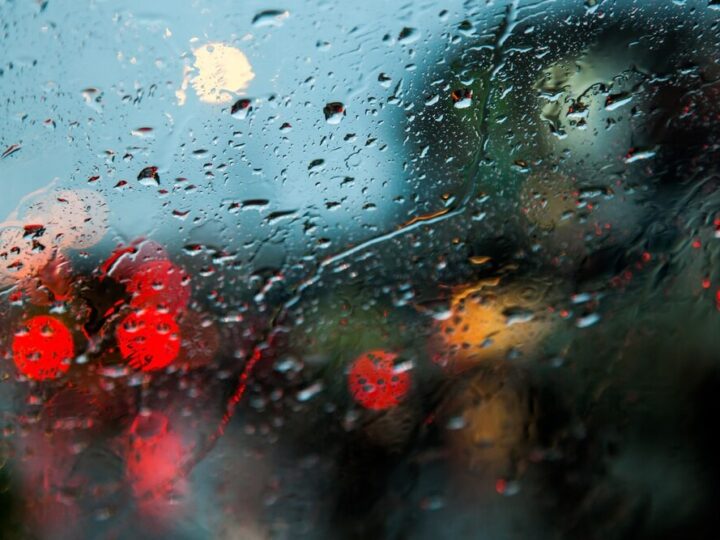 Zimowe wyzwania w Szczecinie: Jak zapewnić sobie bezpieczeństwo?