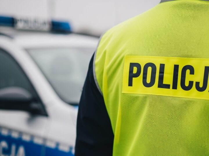 Nastolatek w rękach policji: narkotyki w samochodzie i w organizmie!