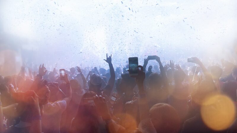 Metalowe brzmienia i legendarne występy w Domu Kultury Słowianin!