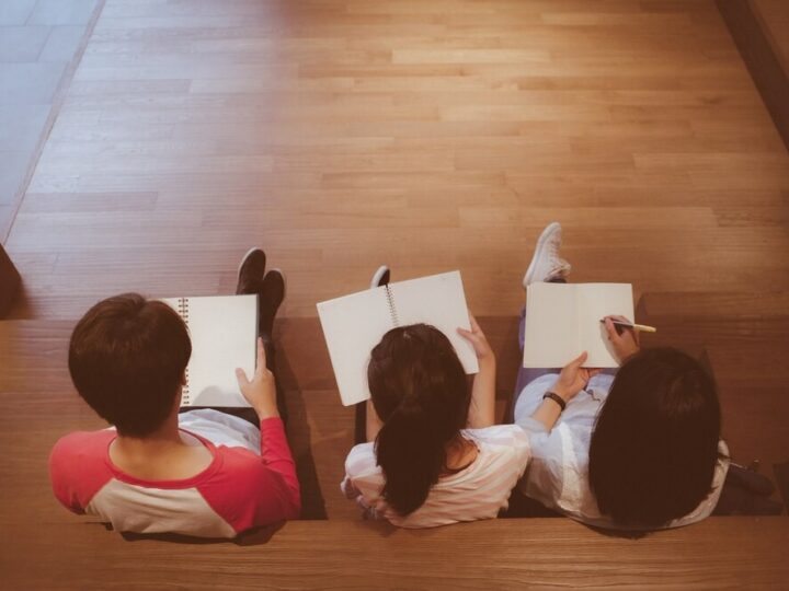 Laboratoria AI w szkołach: Nowa era edukacji w Dobrej i Rzędzinach