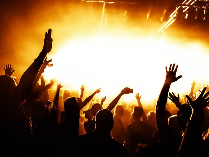 Muzyczna podróż w rytmach „Full H.D.”: Spięty łączy tradycję z nowoczesnością