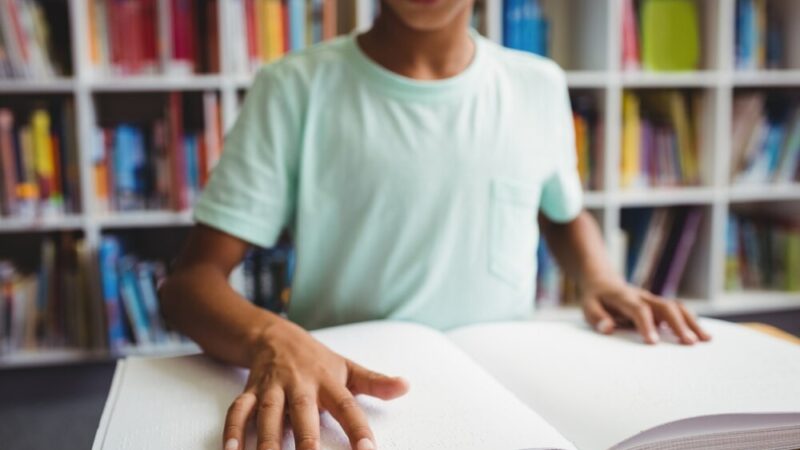 Młodzież odkrywa prawa: ważne spotkanie w I LO w Szczecinie