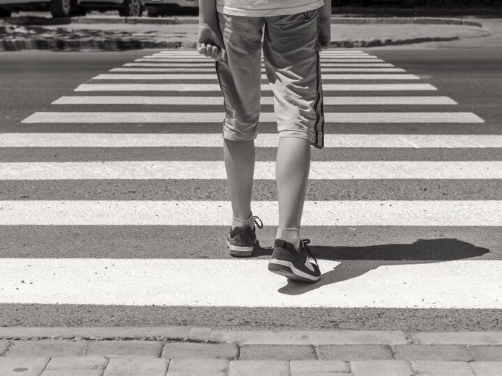 Przedszkolaki w Gryfinie odkrywają świat policji i bezpieczeństwa na drodze