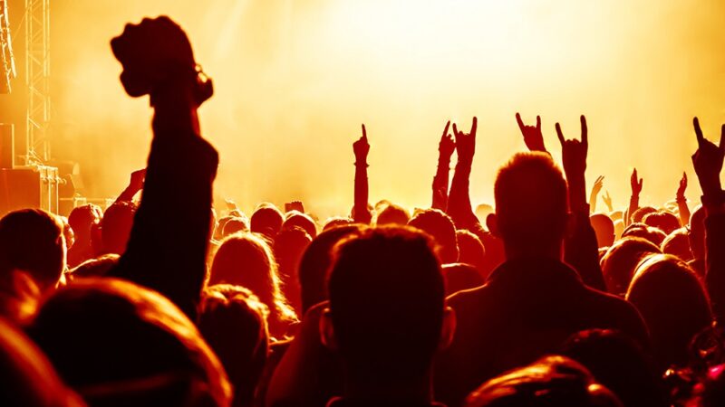 Wojtek Szumański z nowym koncertem w Słowianinie: emocje, muzyka i bliskość z publicznością