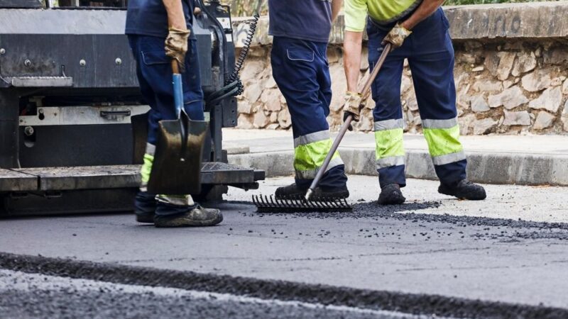 Przebudowa ulicy Emilii Plater: Przygotuj się na nową organizację ruchu!