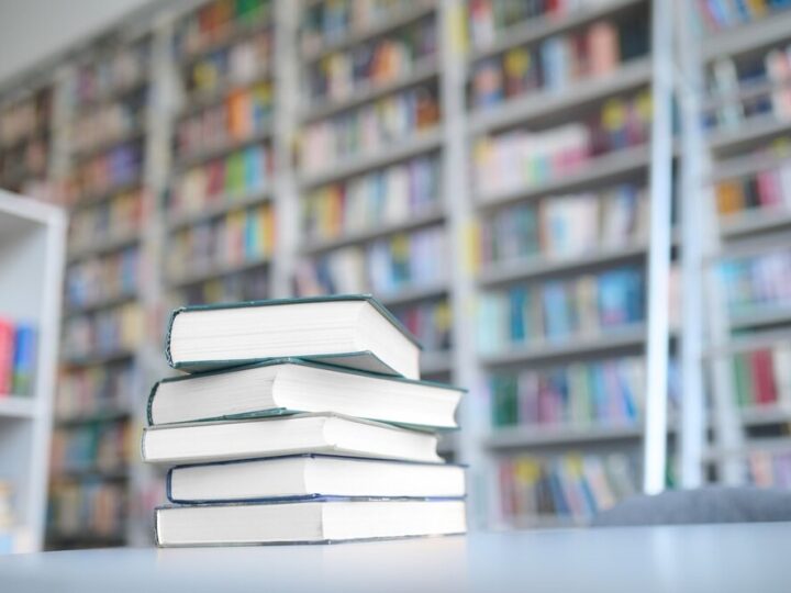 Czerwiec w Bibliotece: Odkryj Fascynujące Wydarzenia!