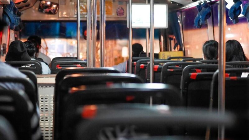 Nowe trasy autobusów 53 i 67 na Emilii Plater – co musisz wiedzieć?