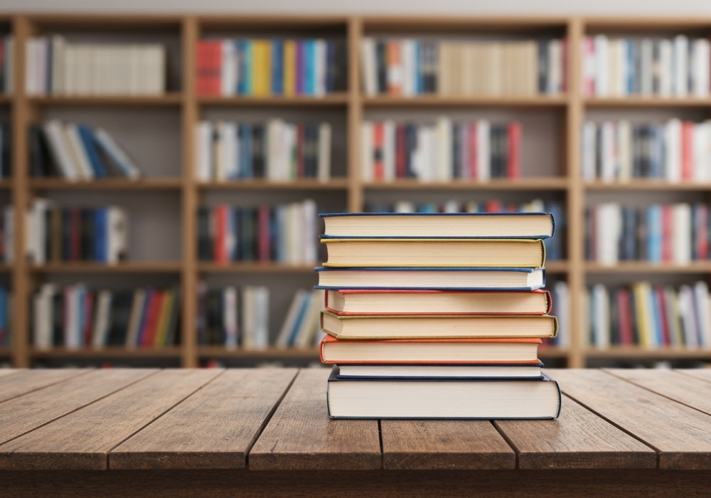Wrzesień w bibliotece: odkryj literackie skarby i ciekawe warsztaty!