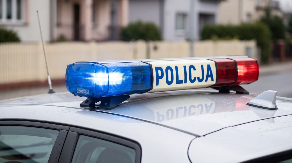 Młodzież poznaje świat policji podczas III Zawodowej Gry Miejskiej w Szczecinie